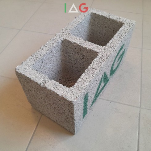 بلوک-سیمانی-سنگین-دوجداره-40×20×20-استاندارد (1)